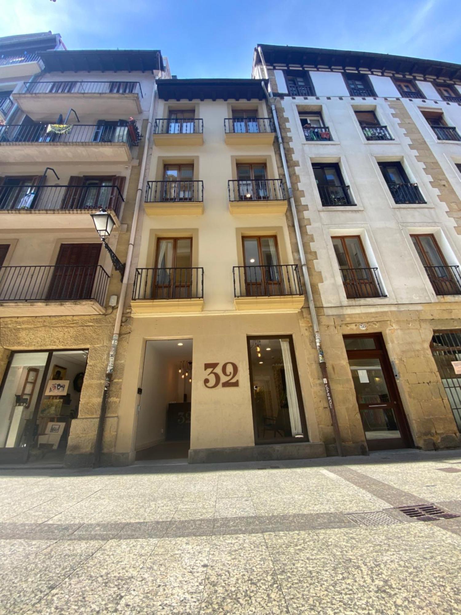 32 De Agosto Rooms San Sebastián Exterior photo